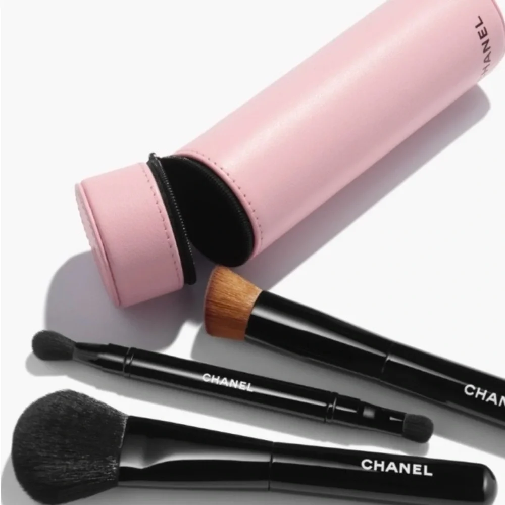 CHANEL Black Makeup Brush Trio with Case